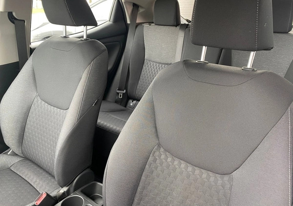 Toyota Yaris cena 63900 przebieg: 121529, rok produkcji 2022 z Brwinów małe 254